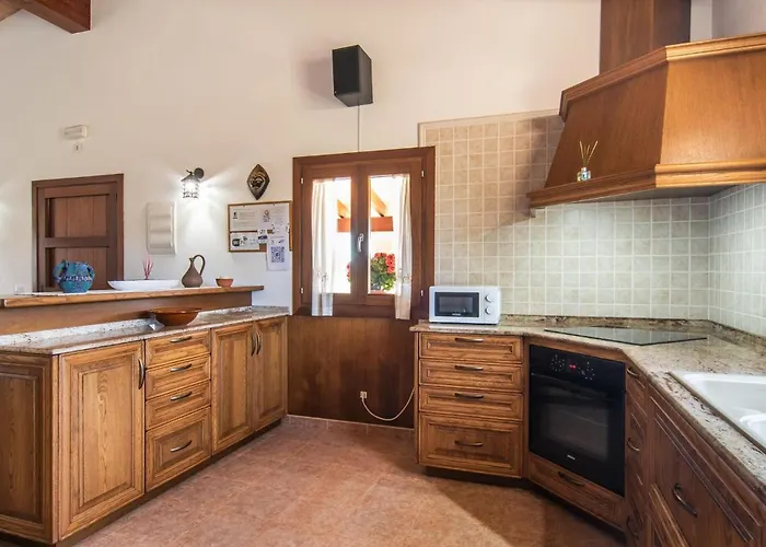 Ca Na Neus Польенса